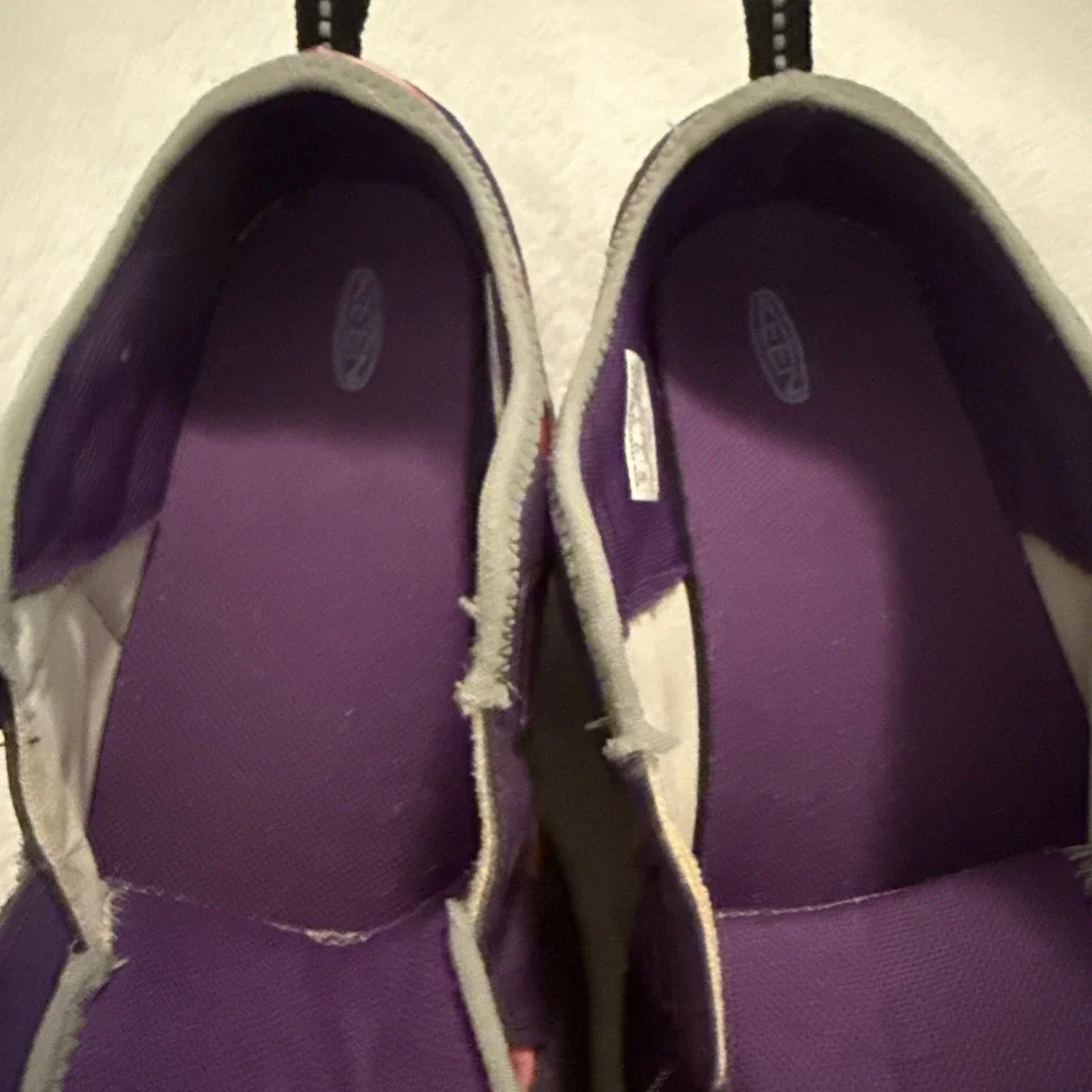 Keen Speed Hound Water Hike Shoes Youth Size 4 Girls Pink Purple Rubber Sole